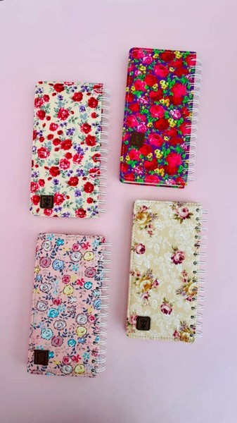 دفتر‌طراحی‌سیمی‌پارچه ای 20*20کاغذ‌کرافت