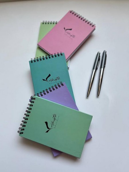 دفترچه‌یادداشت10*15سیمی فانتزی pastel