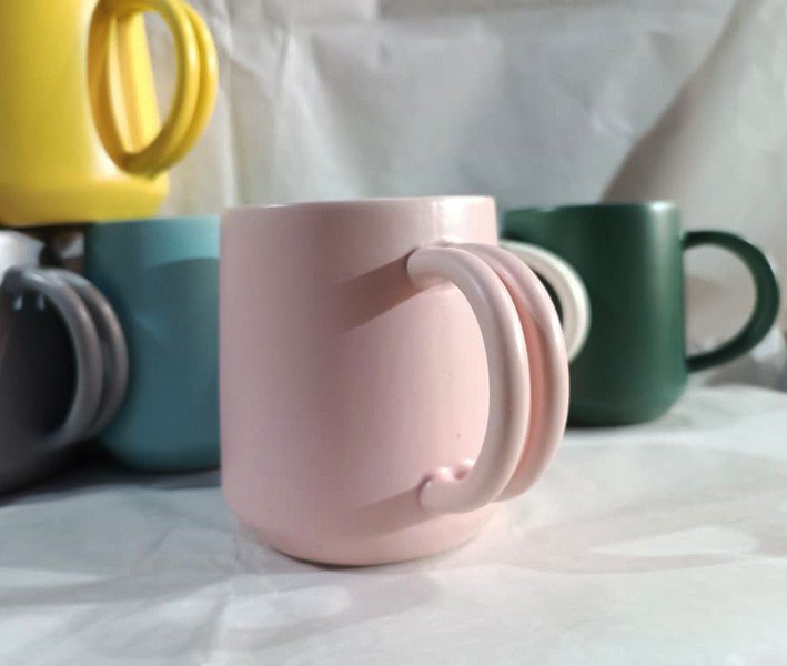 ماگ سرامیکی دسته‌دار ساده رنگی کد SDMK28