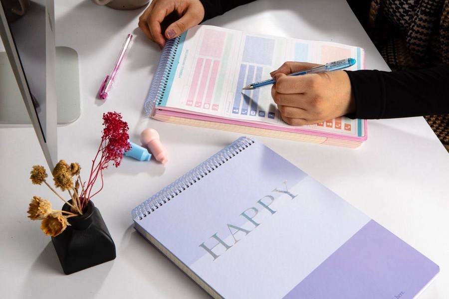 دفتر یادداشت سیم از بالا Happy Pro Note  A4